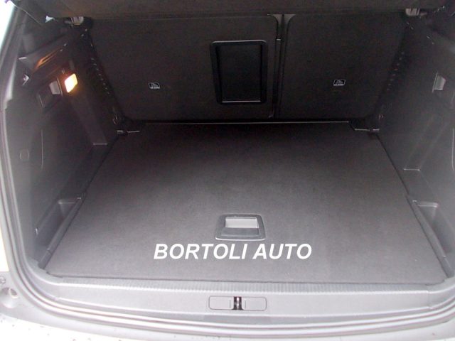 PEUGEOT 3008 usata, con Chiusura centralizzata