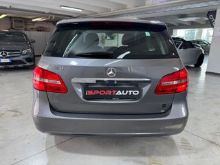 MERCEDES-BENZ B 180 usata, con Autoradio