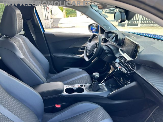 PEUGEOT 2008 usata, con Autoradio