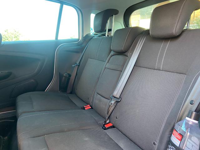 FORD B-Max usata, con Sedile posteriore sdoppiato