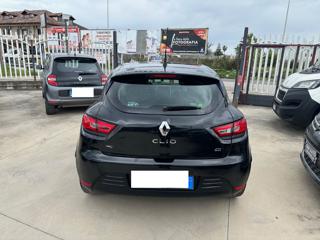RENAULT Clio usata, con Alzacristalli elettrici