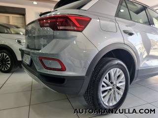 VOLKSWAGEN T-Roc usata, con Volante multifunzione
