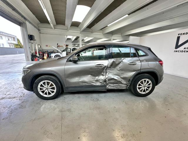 MERCEDES-BENZ GLA 180 usata, con Airbag Passeggero