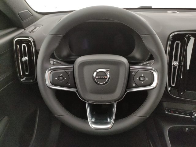 VOLVO C40 usata, con Sistema di navigazione