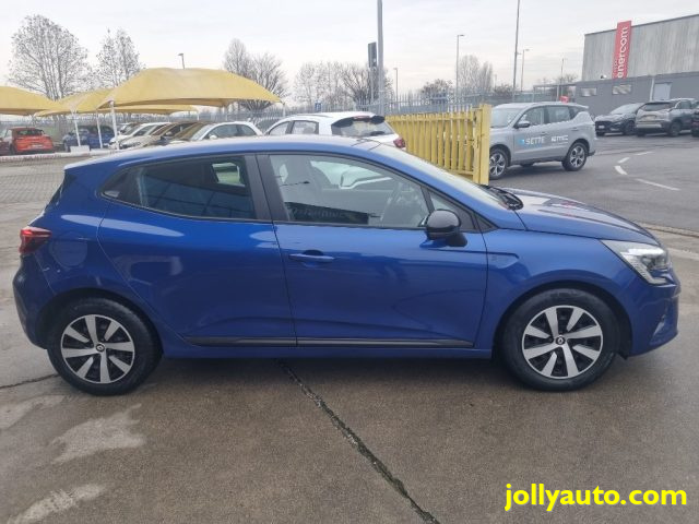 RENAULT Clio usata, con Autoradio