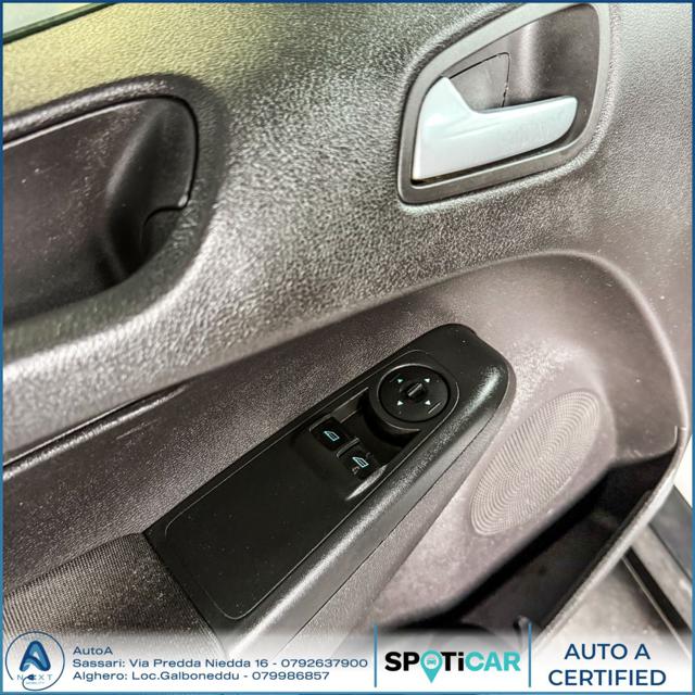 FORD Transit Courier usata 24