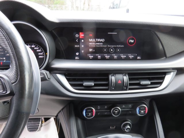 ALFA ROMEO Stelvio usata, con Climatizzatore