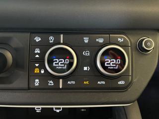 LAND ROVER Defender usata, con Fendinebbia