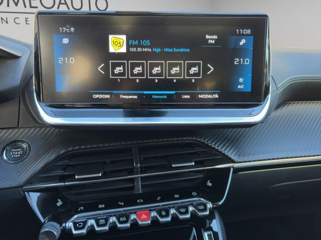 PEUGEOT 2008 usata, con Sistema di navigazione