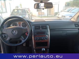 MERCEDES-BENZ B 180 usata, con Cerchi in lega