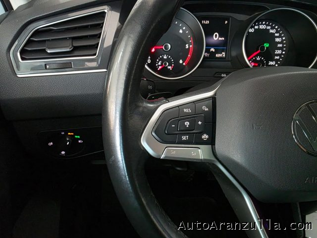 VOLKSWAGEN Tiguan usata, con Park Distance Control