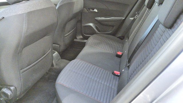 PEUGEOT 2008 usata, con Cerchi in lega
