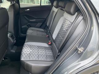 VOLKSWAGEN T-Roc usata, con Autoradio digitale