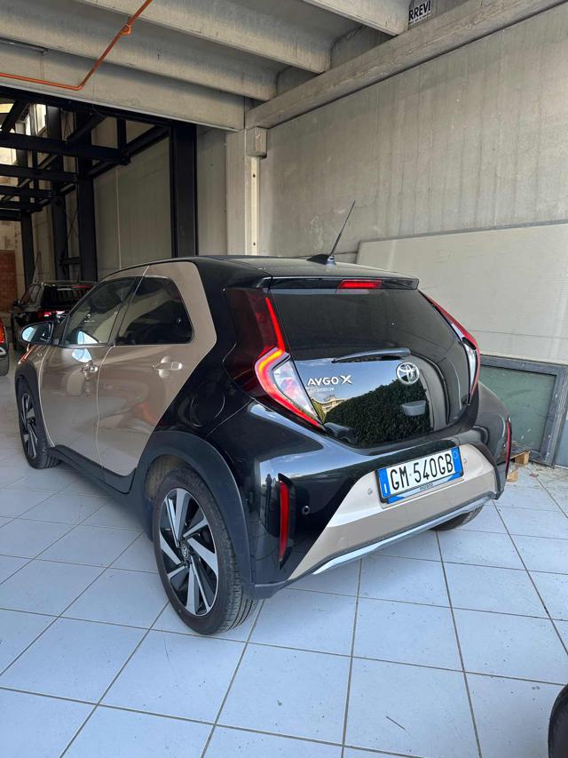 TOYOTA Aygo X usata, con Sedile posteriore sdoppiato