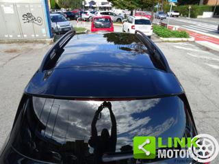 MERCEDES-BENZ GLB 180 usata, con Volante in pelle