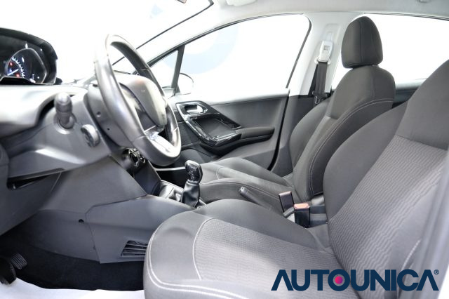 PEUGEOT 208 usata, con Volante multifunzione