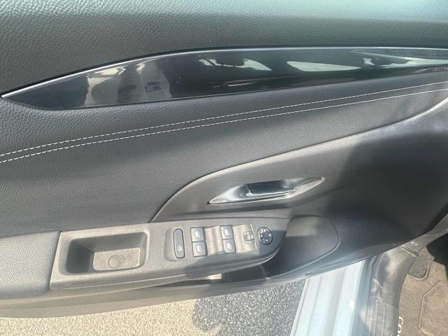 OPEL Corsa usata, con Touch screen