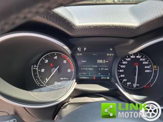 ALFA ROMEO Stelvio usata, con Specchietti laterali elettrici