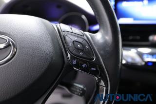 TOYOTA C-HR usata, con Controllo vocale