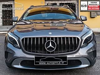 MERCEDES-BENZ GLA 220 usata, con Fari Xenon
