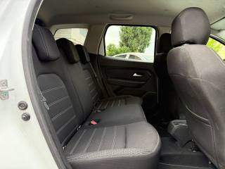 DACIA Duster usata 13