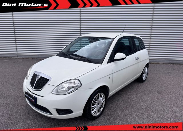 LANCIA Ypsilon usata, con ABS