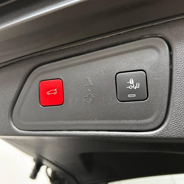 PEUGEOT 3008 usata, con Cerchi in lega