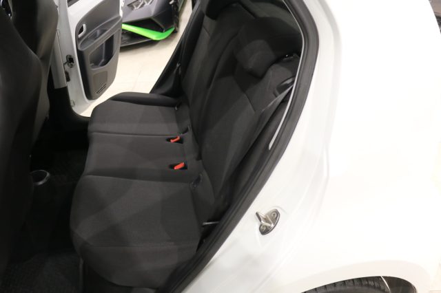 VOLKSWAGEN up! usata, con Sensore di luce