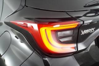 TOYOTA Yaris usata 9