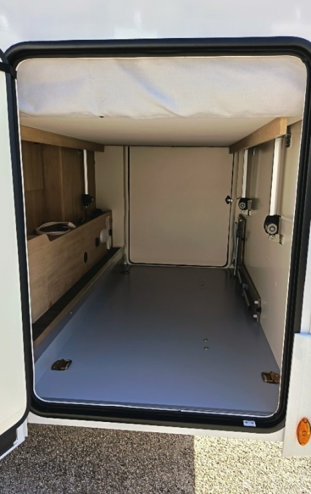 CI INTERNATIONAL usata 3