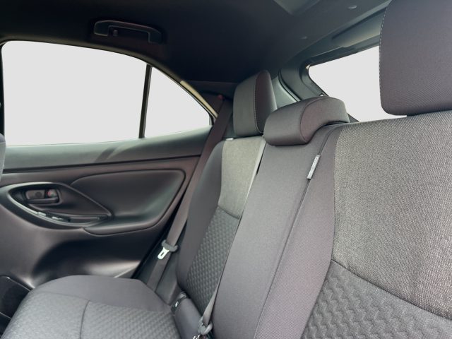 TOYOTA Yaris Cross usata 11