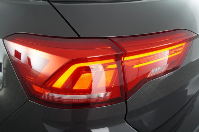 VOLKSWAGEN T-Roc usata 14
