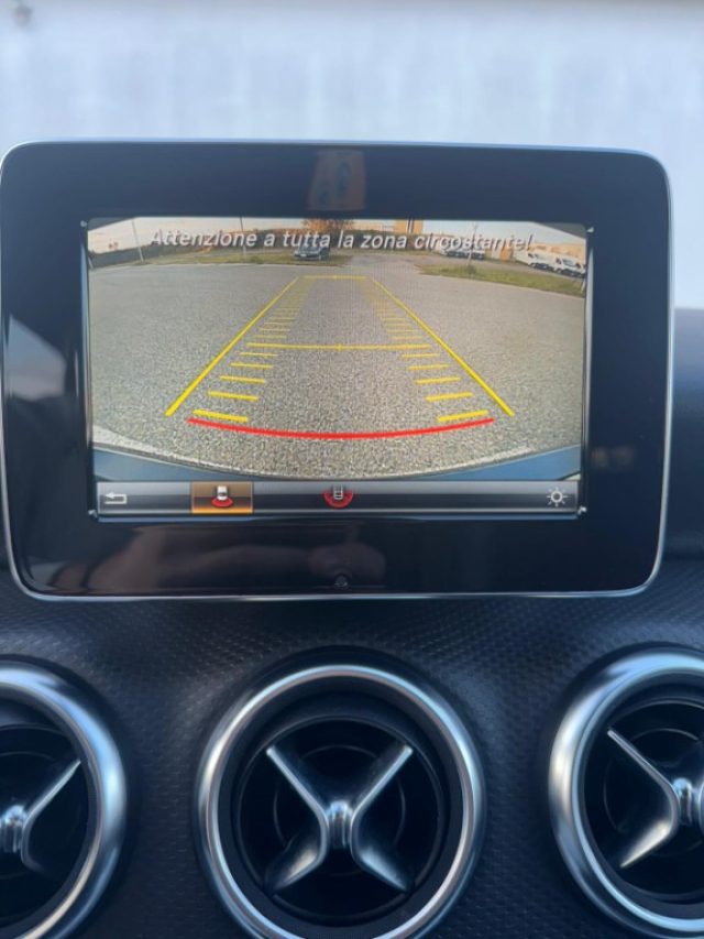 MERCEDES-BENZ A 180 usata, con Sensore di luce