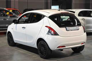 LANCIA Ypsilon usata, con Autoradio