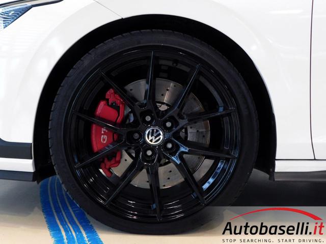 VOLKSWAGEN Golf usata, con MP3