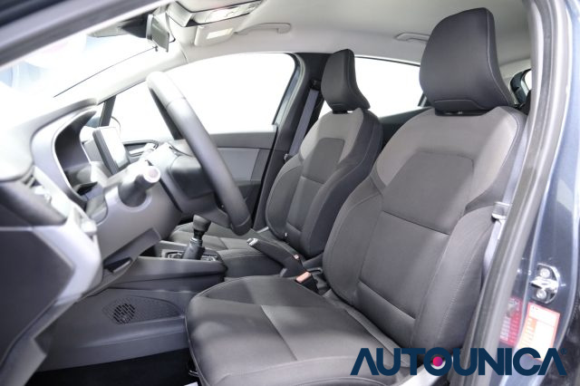 RENAULT Clio usata, con Autoradio