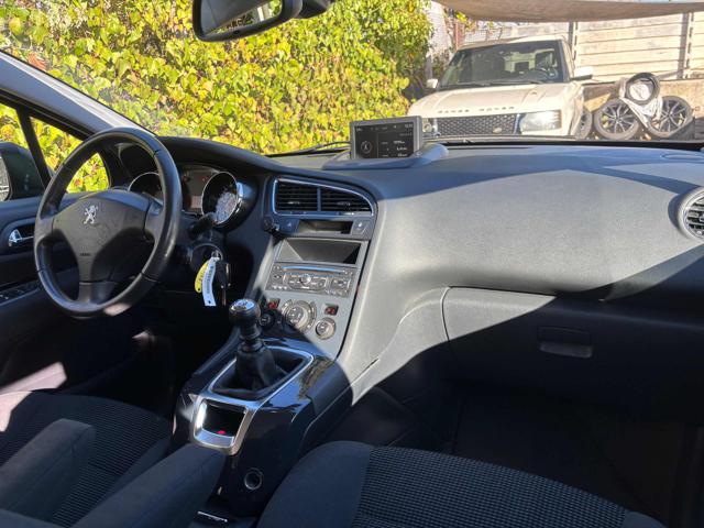 PEUGEOT 5008 usata, con Climatizzatore