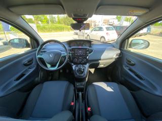 LANCIA Ypsilon usata, con Controllo trazione