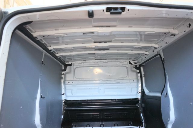 RENAULT Trafic usata, con Start/Stop Automatico