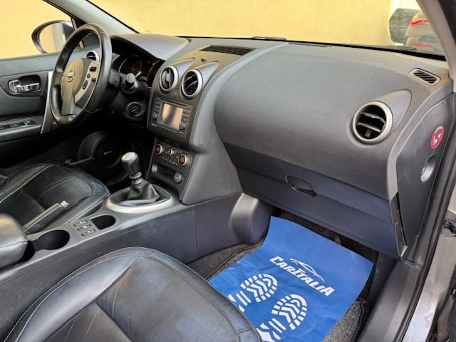 NISSAN Qashqai+2 usata, con Cruise Control