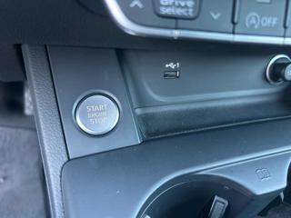 AUDI A4 usata, con Leve al volante