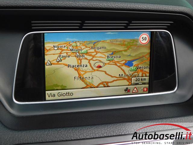 MERCEDES-BENZ E 220 usata, con Boardcomputer