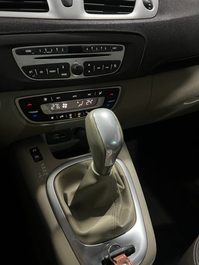 RENAULT Scenic usata, con Boardcomputer