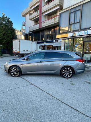 HYUNDAI i40 usata, con Autoradio