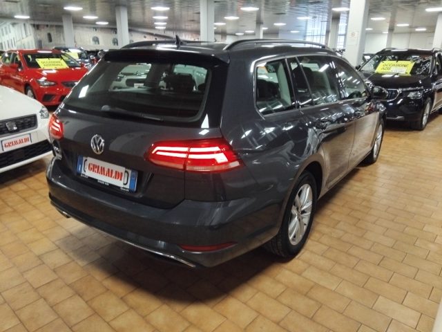 VOLKSWAGEN Golf Variant usata, con Cerchi in lega