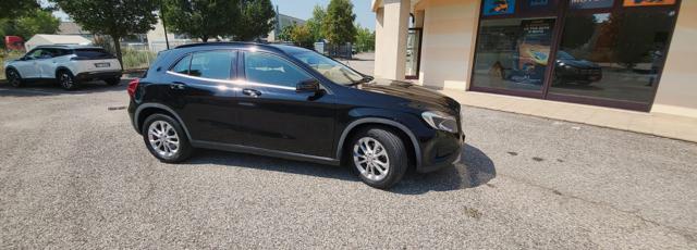MERCEDES-BENZ GLA 180 usata, con Servosterzo