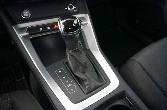 AUDI Q3 usata, con Park Distance Control