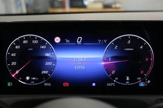 MERCEDES-BENZ A 200 usata, con Fari LED