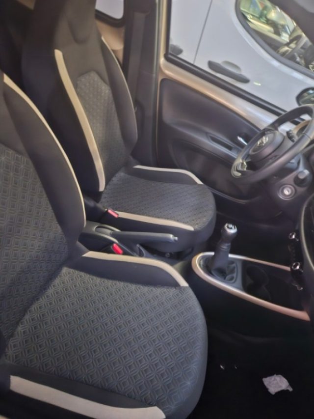 TOYOTA Aygo X usata, con Airbag