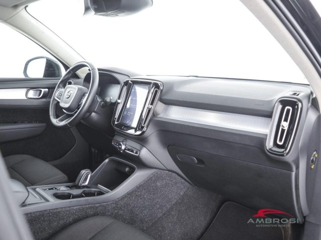 VOLVO XC40 usata 11
